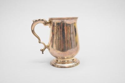 Lot 24 - A George III silver baluster mug