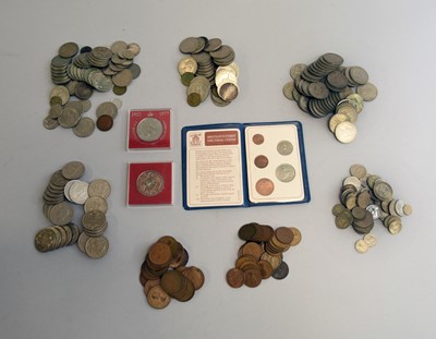 Lot 99 - An assorted collection of British and Foreign silver, cupro-nickel and bronze coinage