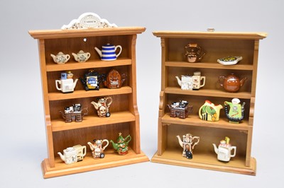 Lot 385 - A collection of miniature Cardew Collector's teapots