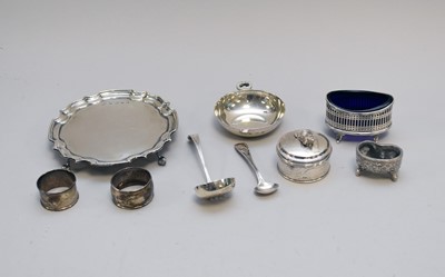 Lot 288 - A small collection of silver