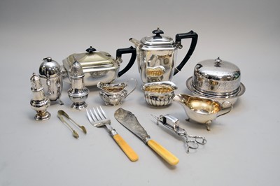 Lot 290 - A collection of silver and plated wares