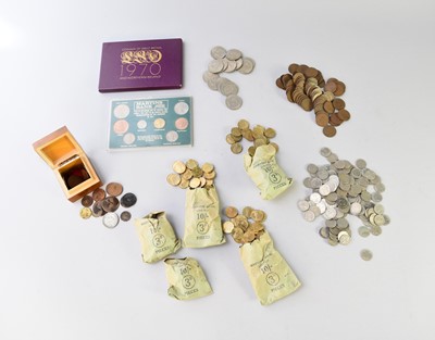 Lot 159 - A large collection of United Kingdom cupro-nickel, brass and bronze coinage