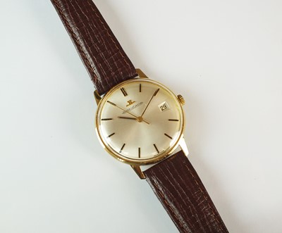 Lot 158 - A Gentleman's 18ct gold Jaeger Le-Coultre wristwatch