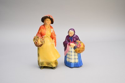 Lot 381 - A Wade figure and Arcadian figure