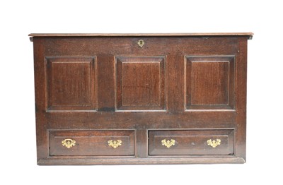 Lot 371 - An 18th century oak mule chest