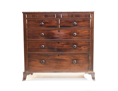 Lot 383 - An early 19th century mahogany chest of drawers