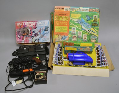 Lot 269 - A collection of late 20th century electronic toys