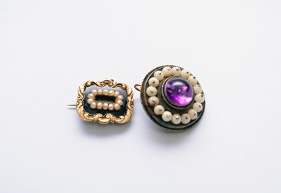 Lot 67 - Two mourning brooches