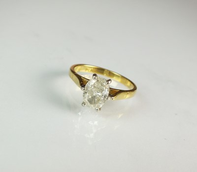Lot 59 - An 18ct gold single stone oval diamond ring