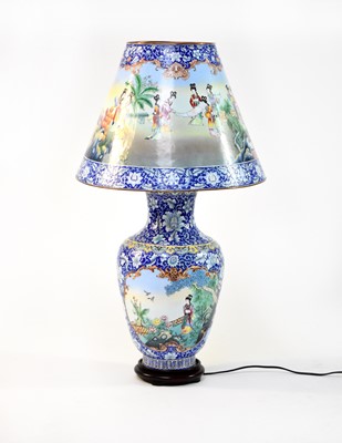 Lot 622 - A Chinese enamelled table lamp and shade, 20th century