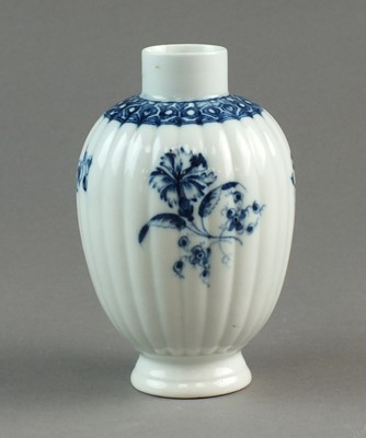 Lot 281 - Caughley 'Gillyflower 1' tea canister, circa 1780