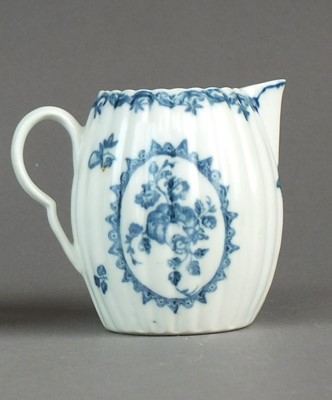 Lot 286 - A Caughley 'Fruit and Wreath' cream jug