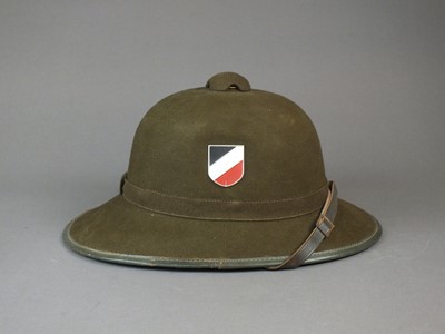 Lot 135 - Second World War German Army tropical pith helmet
