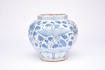 Lot 36 - A Chinese blue and white vase, Yuan style