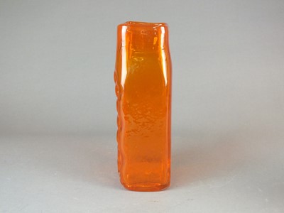 Lot 324 - A Whitefriars 'Basket-weave' glass vase designed by Geoffrey Baxter