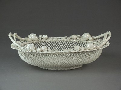 Lot 485 - Belleek First Period oval basket