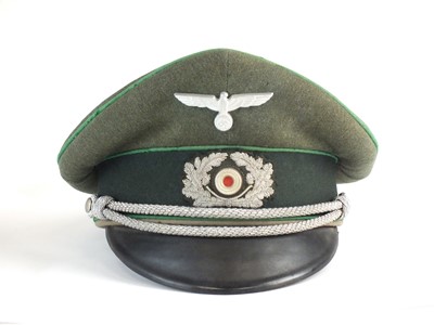 Lot 142 - WW2 German Gebirgsjäger Officer's visor worn by a Combat Dentist