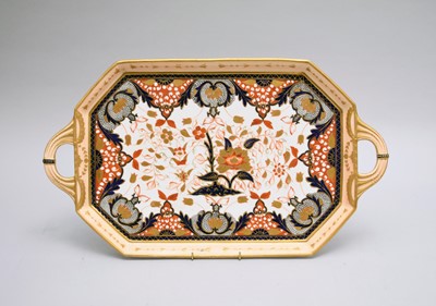 Lot 570 - A Davenport imari twin-handled tea or cabaret tray