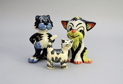 Lot 572 - A Wedgwood black basalt cat, two Lorna Bailey cats and other animals