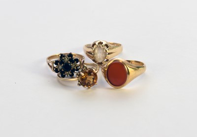 Lot 292 - Four stone set rings