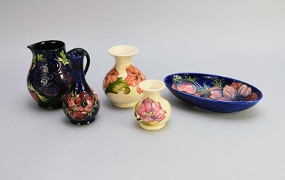 Lot 506 - A group of contemporary Moorcroft pottery