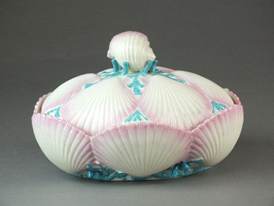 Lot 491 - Rare Belleek First Period serving dish or tureen and cover