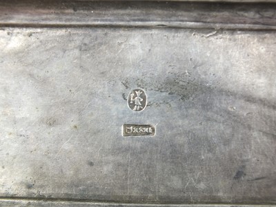 Lot 26 - A Dutch silver tobacco box
