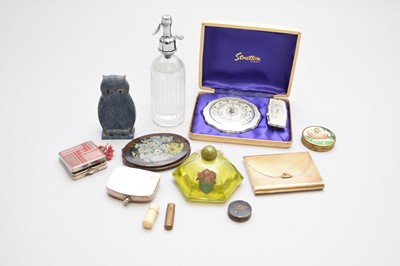 Lot 692 - A group of perfume bottles including Bourjois perfume case, powder compacts etc.