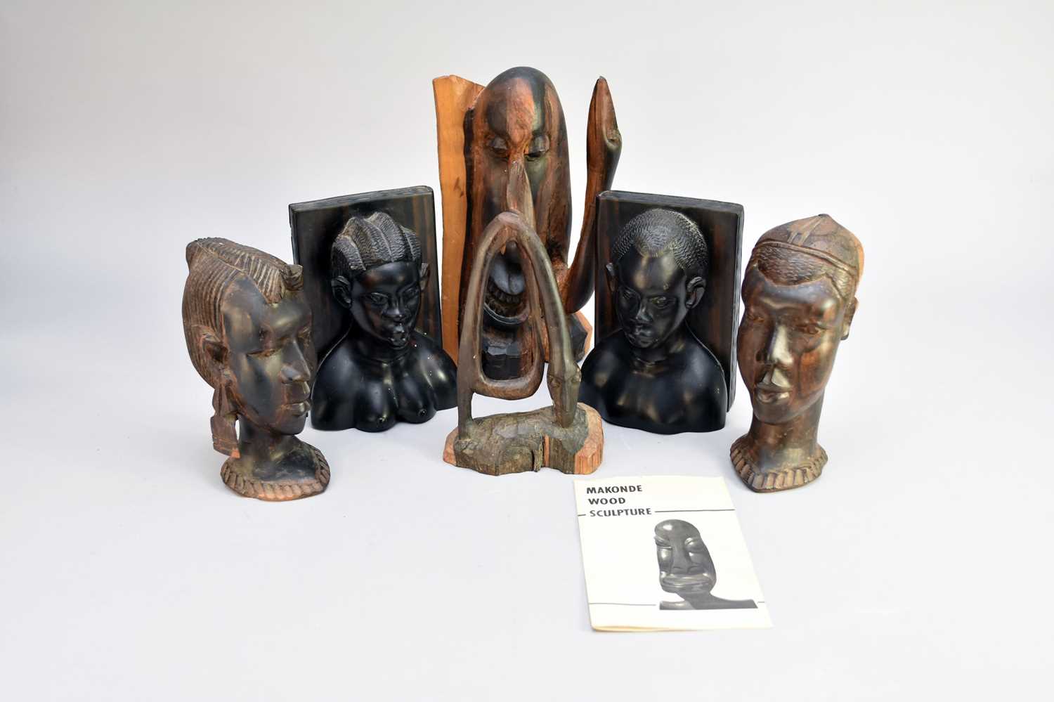 Two Makonde sculptures and two pairs of African tribal busts | Barnebys