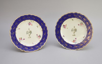 Lot 299 - A pair of Chelsea-Derby plates, circa 1775-80