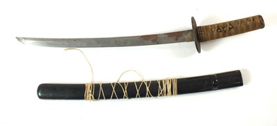 Lot 71 - A Japanese tanto and saya, unsigned