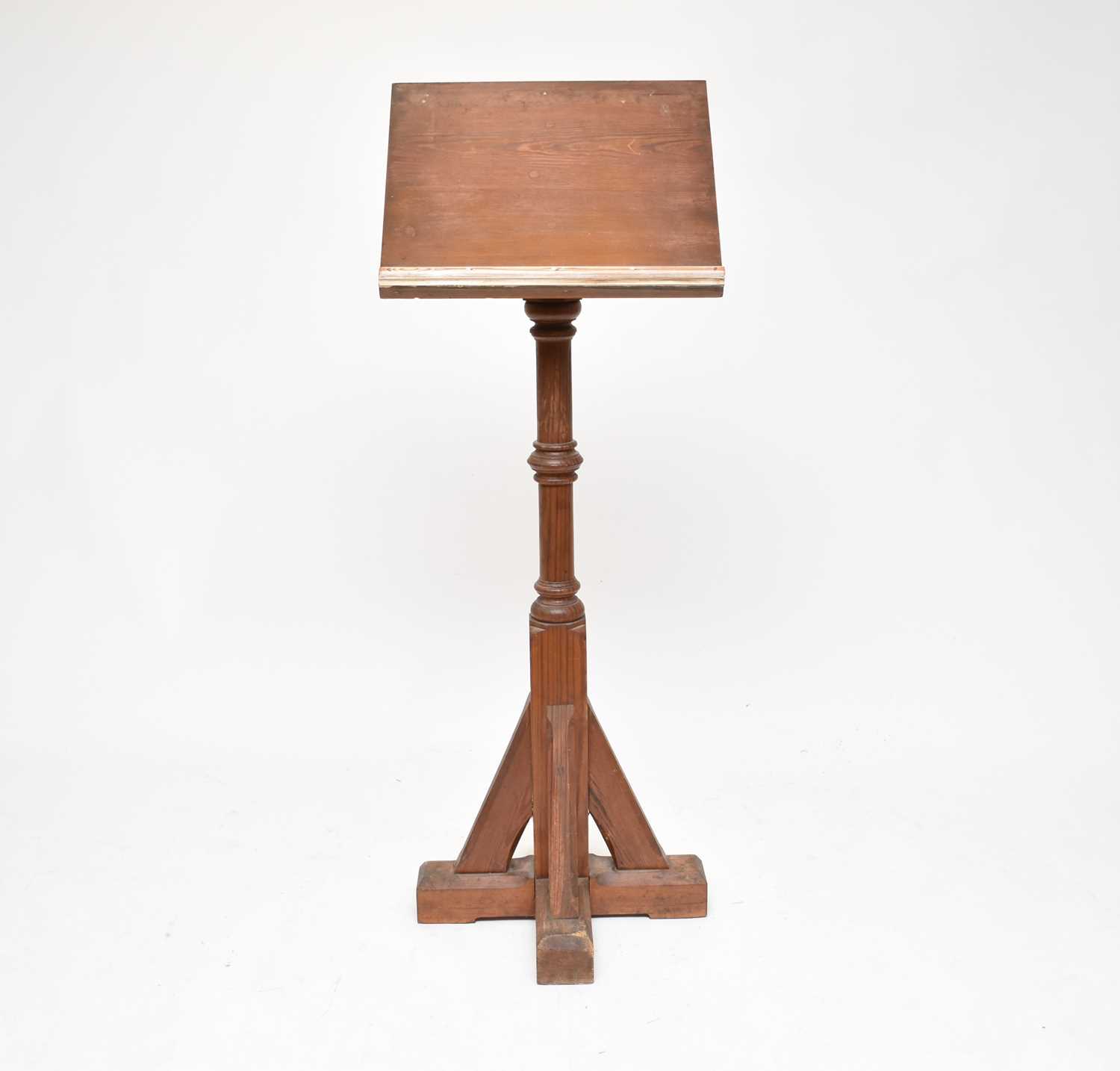 Lot 595 - An Edwardian oak ecclesiastical lectern