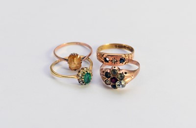 Lot 279 - Four stone set rings