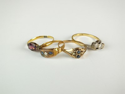 Lot 290 - Four stone set rings