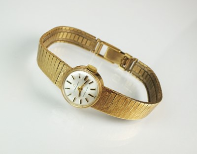 Lot 100 - A Lady's 9ct gold Eterna-Matic wristwatch