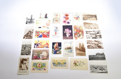Lot 559 - A collection of early to mid 20th century postcards