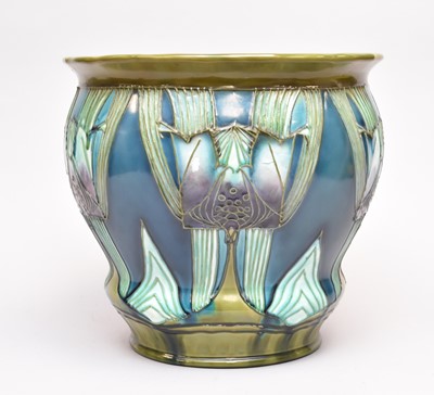 Lot 279 - Minton secessionist jardiniere