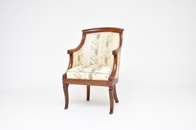 Lot 290 - A French mahogany fauteuil a gondola, a circa 1830 armchair