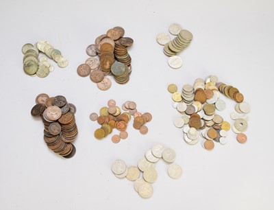 Lot 203 - An assorted collection of British and Foreign silver, cupro-nickel and bronze coinage