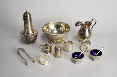 Lot 58 - A small collection of silver