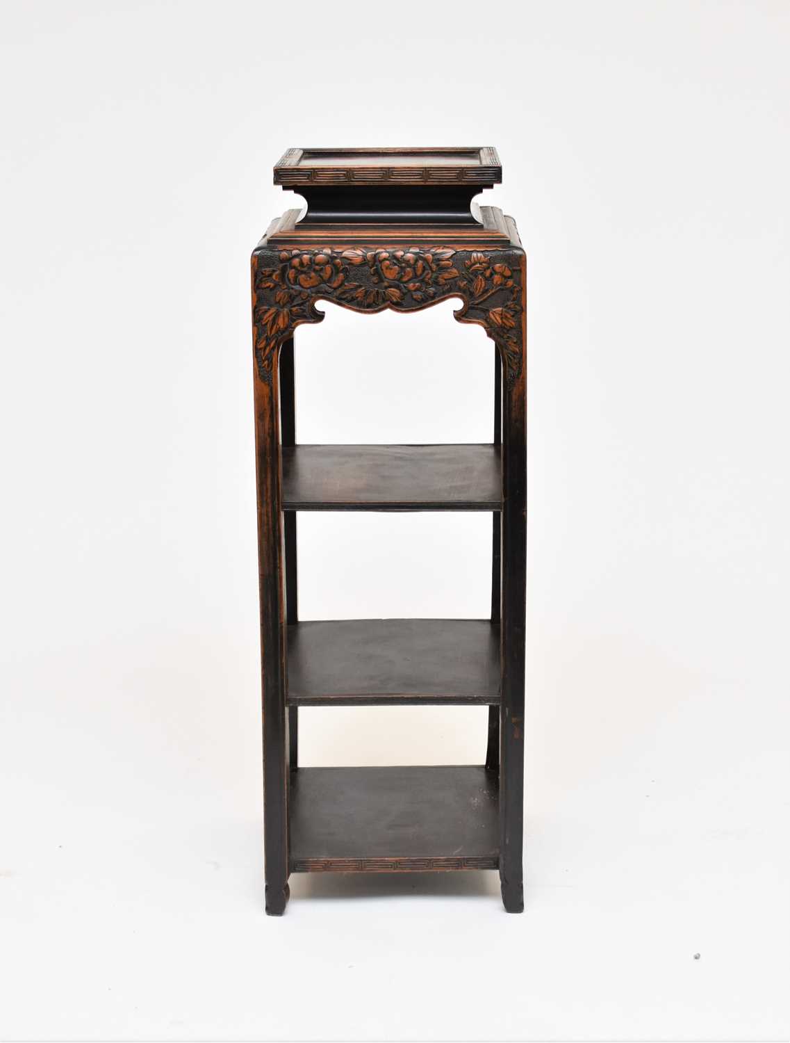 Lot 601 - A 20th century Chinese, three-tier