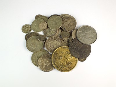 Lot 131 - A small collection of silver coinage