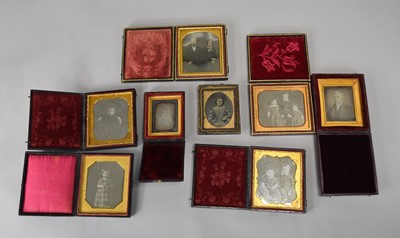 Lot 514 - A collection of mid-19th century daguerrotypes