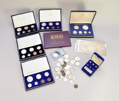 Lot 155 - A large collection of coinage