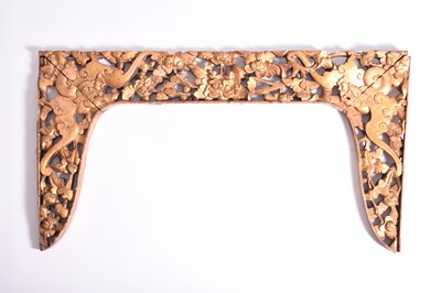 Lot 436 - A Chinese gilt lacquered door cresting, Qing Dynasty