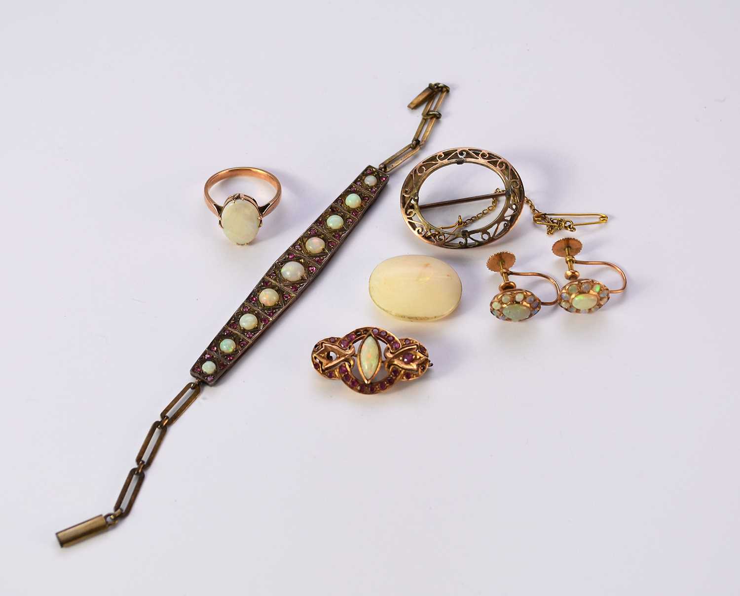 Lot 196 - A collection of opal set jewellery
