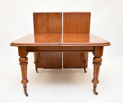 Lot 76 - A Victorian, oak, telescopic, extending dining table