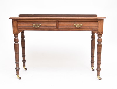 Lot 577 - An Edwardian mahogany dressing table