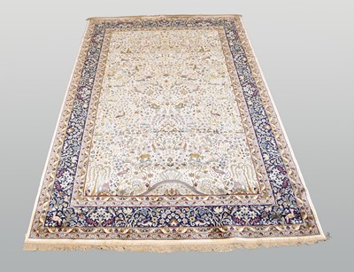 Lot 641 - A Kashan carpet