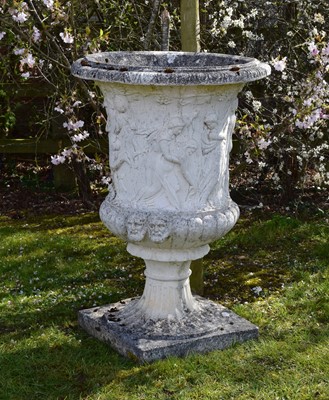 Lot 44 - A 19th/20th century Medici-type urn